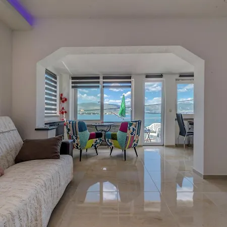 Apartment In Trogir Near The Beach, Cleaning Included Trogir