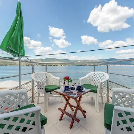 Apartment In Trogir Near The Beach, Cleaning Included Trogir