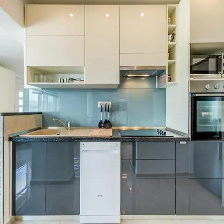 Apartment In Trogir Near The Beach, Cleaning Included