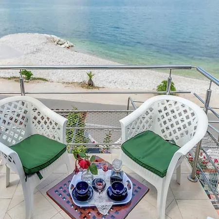 Apartment In Trogir Near The Beach, Cleaning Included * Trogir
