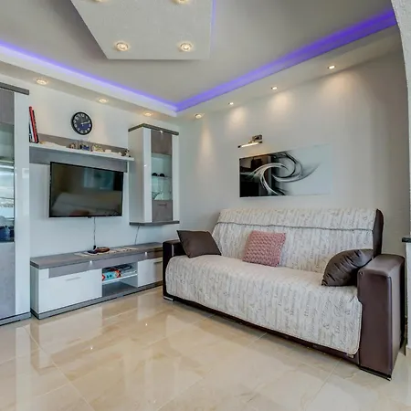 Ocean Views & Tranquil Living, Cleaning Included * Trogir